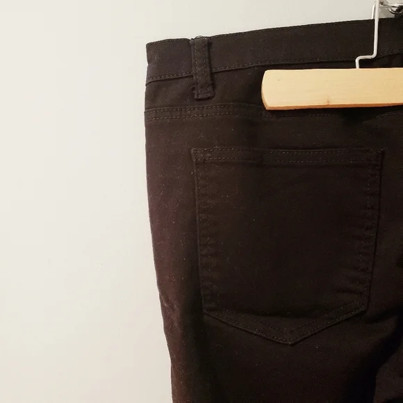 Forever 21 Black Skinny Jeans - Picture 1 of 5